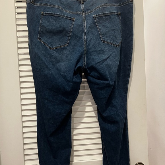 Old Navy Mid-Rise Skinny Ripped Jeans 22 Short - Picture 5 of 7